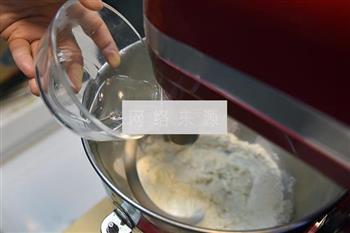 玫瑰花饼怎么做，玫瑰花饼怎么做好吃，玫瑰花饼做法