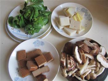 双菇鸡蛋干鱼糕怎么做，双菇鸡蛋干鱼糕怎么做好吃，双菇鸡蛋干鱼糕做法