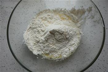 香炸藕盒怎么做，香炸藕盒怎么做好吃，香炸藕盒做法