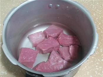 自制五香芝麻肉松怎么做，自制五香芝麻肉松怎么做好吃，自制五香芝麻肉松做法