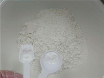 老北京芝麻酱烧饼怎么做，老北京芝麻酱烧饼怎么做好吃，老北京芝麻酱烧饼做法