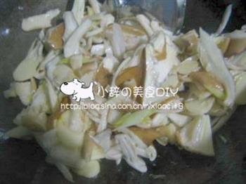 清炒双菇怎么做，清炒双菇怎么做好吃，清炒双菇做法