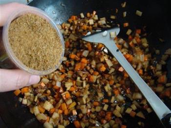 土豆小锅盔怎么做，土豆小锅盔怎么做好吃，土豆小锅盔做法