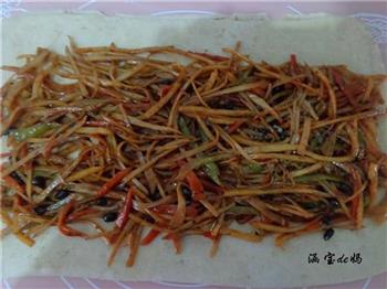 土豆丝酥皮卷怎么做，土豆丝酥皮卷怎么做好吃，土豆丝酥皮卷做法