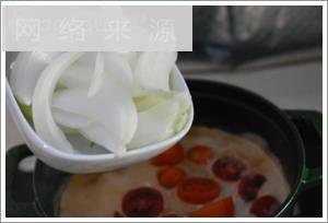 红咖喱鸡肉杂蔬怎么做，红咖喱鸡肉杂蔬怎么做好吃，红咖喱鸡肉杂蔬做法