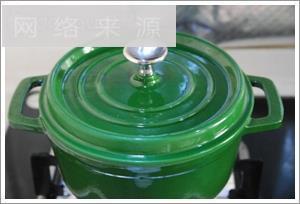 红咖喱鸡肉杂蔬怎么做，红咖喱鸡肉杂蔬怎么做好吃，红咖喱鸡肉杂蔬做法