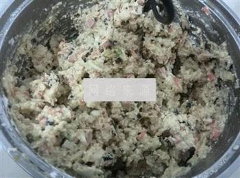 香菇脆丸子怎么做，香菇脆丸子怎么做好吃，香菇脆丸子做法