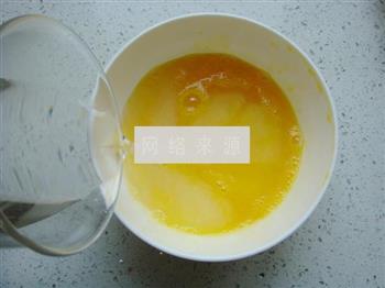 火腿水蒸蛋怎么做，火腿水蒸蛋怎么做好吃，火腿水蒸蛋做法