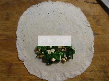 香干蒿菜馅春卷怎么做，香干蒿菜馅春卷怎么做好吃，香干蒿菜馅春卷做法