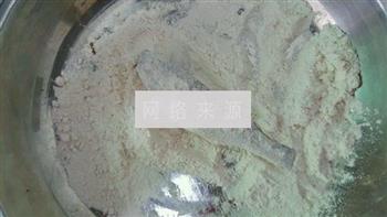 面拖小黄鱼怎么做，面拖小黄鱼怎么做好吃，面拖小黄鱼做法