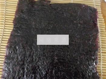 椰蓉黑米卷怎么做，椰蓉黑米卷怎么做好吃，椰蓉黑米卷做法