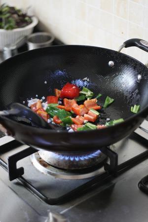 豆瓣茄子怎么做，豆瓣茄子怎么做好吃，豆瓣茄子做法