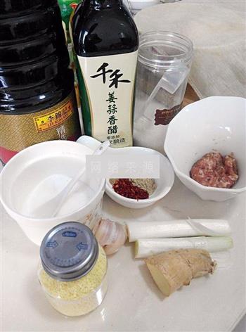 肉沫酸辣粉怎么做，肉沫酸辣粉怎么做好吃，肉沫酸辣粉做法