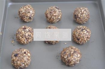 香蕉燕麦球怎么做，香蕉燕麦球怎么做好吃，香蕉燕麦球做法
