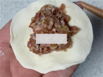 白菜牛肉生煎包怎么做，白菜牛肉生煎包怎么做好吃，白菜牛肉生煎包做法
