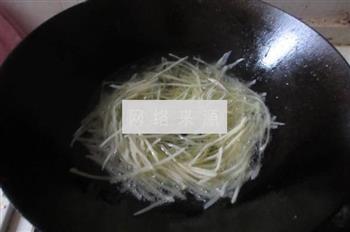 香炸土豆丝怎么做，香炸土豆丝怎么做好吃，香炸土豆丝做法