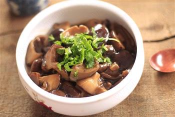 家常烧香菇怎么做，家常烧香菇怎么做好吃，家常烧香菇做法
