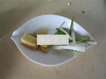蟹粉小笼包怎么做，蟹粉小笼包怎么做好吃，蟹粉小笼包做法
