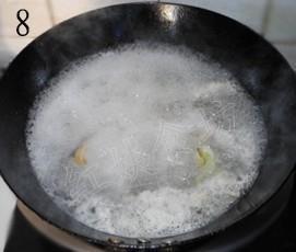 鲫鱼头豆腐汤怎么做，鲫鱼头豆腐汤怎么做好吃，鲫鱼头豆腐汤做法