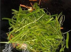 蒜头炒瓜远怎么做，蒜头炒瓜远怎么做好吃，蒜头炒瓜远做法
