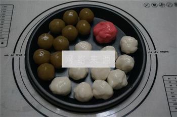 小猪冰皮月饼怎么做，小猪冰皮月饼怎么做好吃，小猪冰皮月饼做法