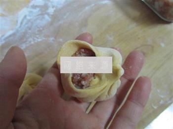 南瓜三鲜灌汤包怎么做，南瓜三鲜灌汤包怎么做好吃，南瓜三鲜灌汤包做法
