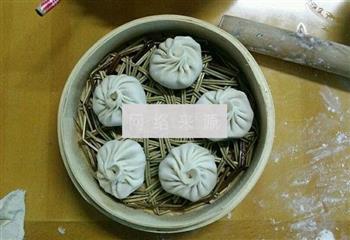 鸡汁小笼包怎么做，鸡汁小笼包怎么做好吃，鸡汁小笼包做法