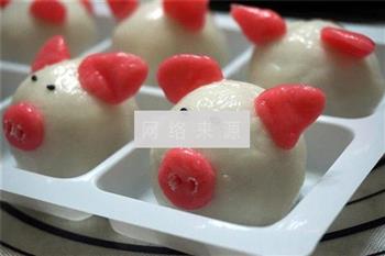 小猪冰皮月饼怎么做，小猪冰皮月饼怎么做好吃，小猪冰皮月饼做法