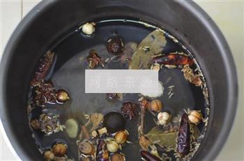 自制周黑鸭风味卤翅怎么做，自制周黑鸭风味卤翅怎么做好吃，自制周黑鸭风味卤翅做法