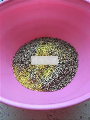 小米山药芝麻篜糕怎么做，小米山药芝麻篜糕怎么做好吃，小米山药芝麻篜糕做法