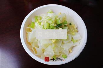 擀面皮怎么做，擀面皮怎么做好吃，擀面皮做法