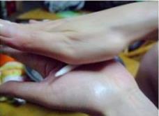 西瓜皮炒银针粉怎么做，西瓜皮炒银针粉怎么做好吃，西瓜皮炒银针粉做法
