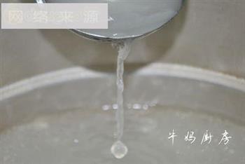 海参龙骨汤怎么做，海参龙骨汤怎么做好吃，海参龙骨汤做法