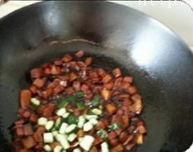 三杯杏鲍菇怎么做，三杯杏鲍菇怎么做好吃，三杯杏鲍菇做法
