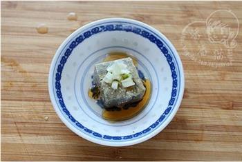 臭豆腐抹炸窝头怎么做，臭豆腐抹炸窝头怎么做好吃，臭豆腐抹炸窝头做法
