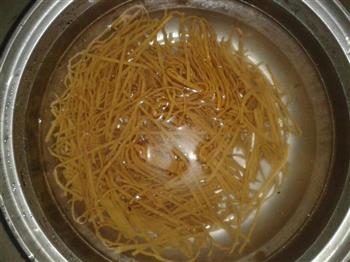 爆炒素三鲜怎么做，爆炒素三鲜怎么做好吃，爆炒素三鲜做法