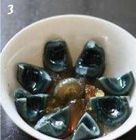 海蜇松花蛋怎么做，海蜇松花蛋怎么做好吃，海蜇松花蛋做法