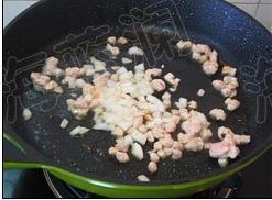 脆皮咖喱猪肉卷怎么做，脆皮咖喱猪肉卷怎么做好吃，脆皮咖喱猪肉卷做法