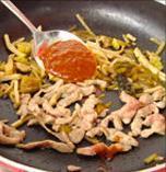 酸辣牛肉米粉怎么做，酸辣牛肉米粉怎么做好吃，酸辣牛肉米粉做法