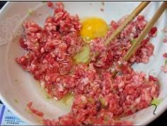 小肉丸怎么做，小肉丸怎么做好吃，小肉丸做法