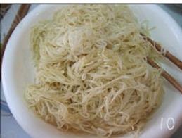 肉丝炒面怎么做，肉丝炒面怎么做好吃，肉丝炒面做法