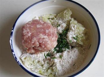 焦香土豆丸怎么做，焦香土豆丸怎么做好吃，焦香土豆丸做法