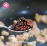 茄红鸡丁茄丁面怎么做，茄红鸡丁茄丁面怎么做好吃，茄红鸡丁茄丁面做法
