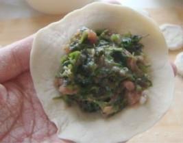 山野菜包子怎么做，山野菜包子怎么做好吃，山野菜包子做法