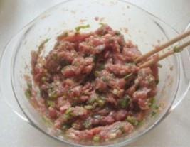 山野菜包子怎么做，山野菜包子怎么做好吃，山野菜包子做法