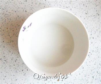 素炒芹菜百合怎么做，素炒芹菜百合怎么做好吃，素炒芹菜百合做法