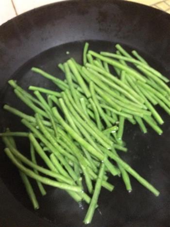 素炒豇豆怎么做，素炒豇豆怎么做好吃，素炒豇豆做法