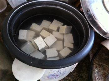 金针豆腐汤怎么做，金针豆腐汤怎么做好吃，金针豆腐汤做法