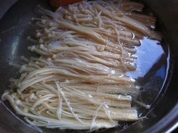 金针豆腐汤怎么做，金针豆腐汤怎么做好吃，金针豆腐汤做法