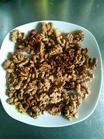 少油版琥珀核桃怎么做，少油版琥珀核桃怎么做好吃，少油版琥珀核桃做法